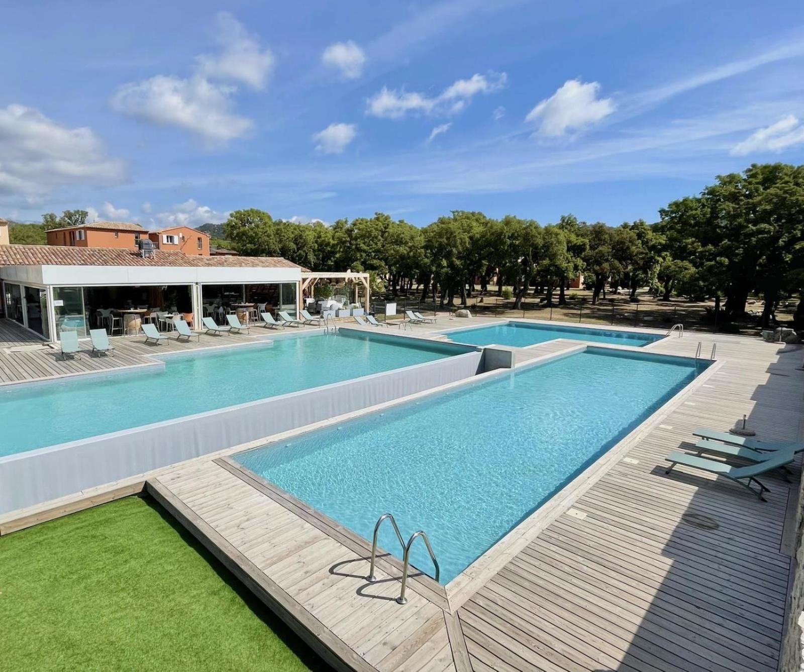Residence Hoteliere Les Hameaux De Saint Cyprien Appartement 35 M2 1 Chambre Lecci Exterior photo